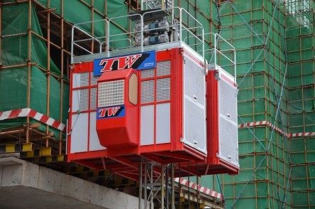 Baustelle SC200/200G Bauheberlift mit Frequenzumrichter