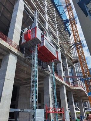 Baustelle 4000 KG Rack und Pinion Bauheber CE genehmigt