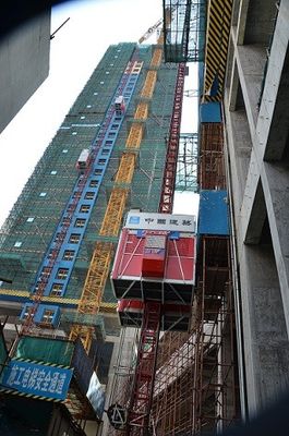 Einzelkäfig 11kw Außenbaulift 150m Baustellenheber